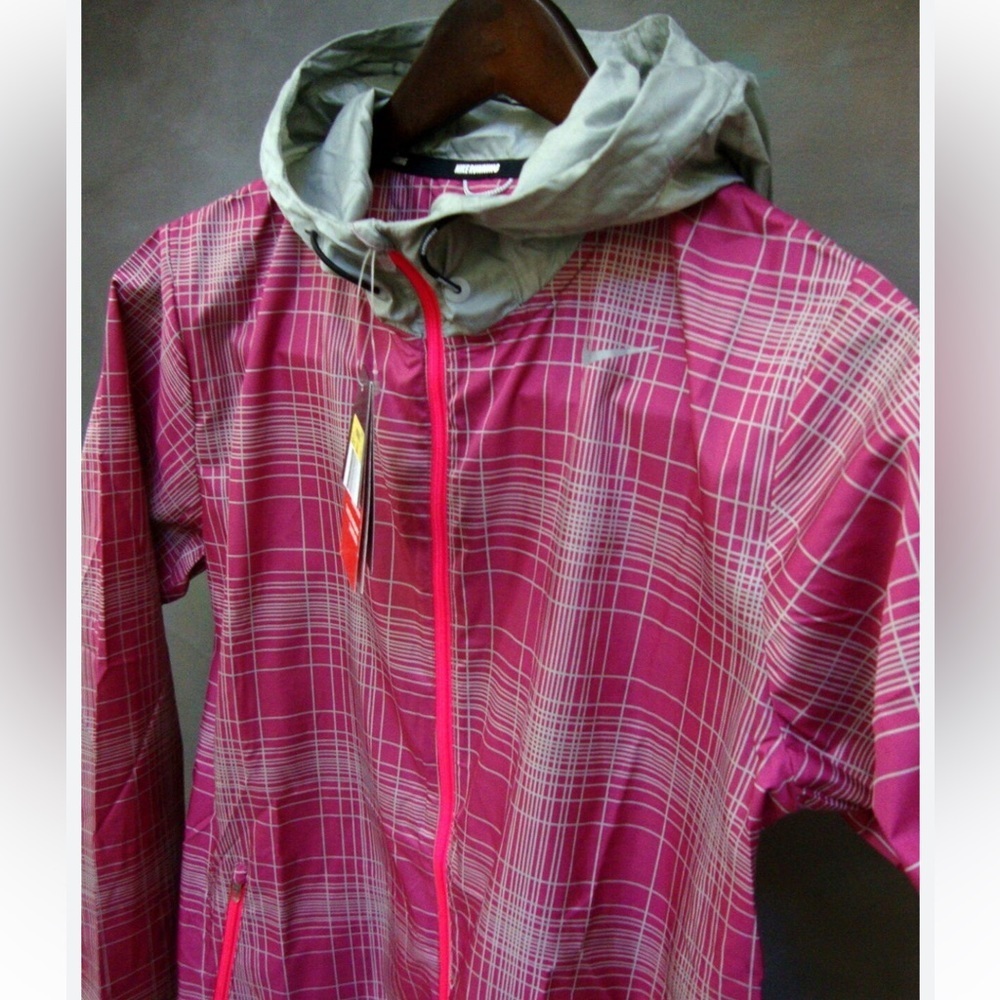 NIKE Running Phenom Vapor windbreaker